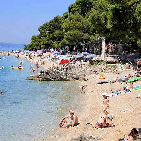 And With Parking Space Brela, Makarska - 6895 Guest house Brela