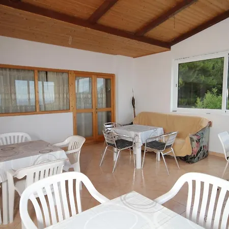 And With Parking Space Brela, Makarska - 6895 Guest house 3*
