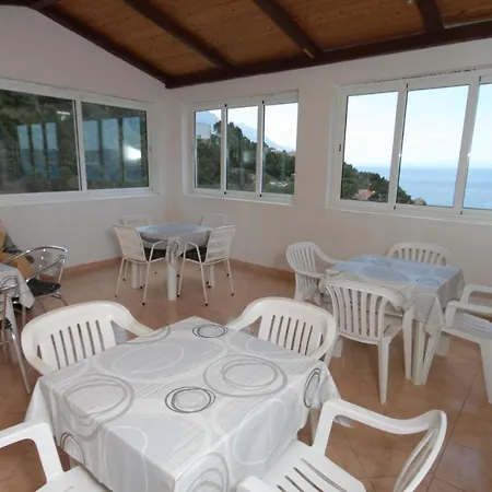 And With Parking Space Brela, Makarska - 6895 Guest house