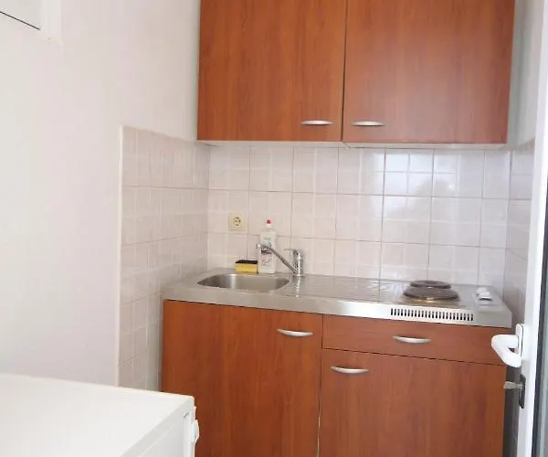 Διαμέρισμα With Parking Space Brela, Makarska - 6895 Brela